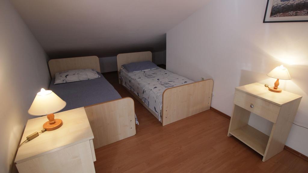 Apartments Ivka Omiš Zimmer foto