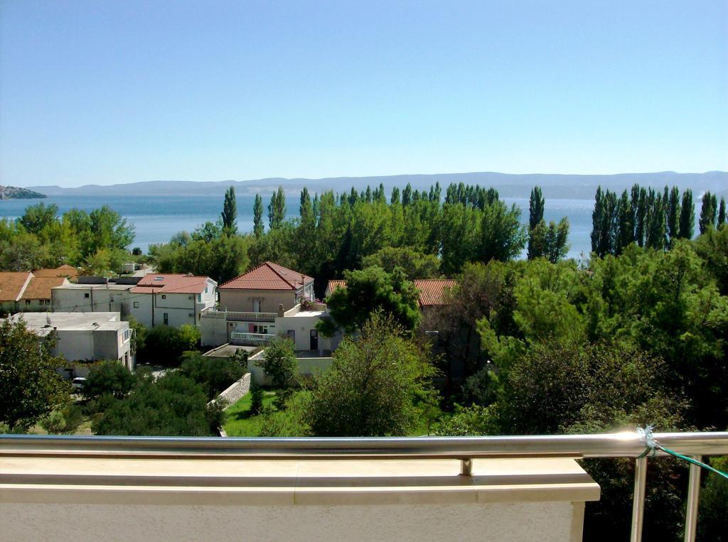 Apartments Ivka Omiš Exterior foto
